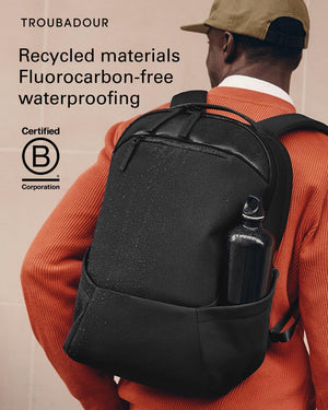 Elevate Your Travel Experience with the Apex 3.0 22L Premium Ergonomic Water-Resistant Laptop Backpack in Sleek Black